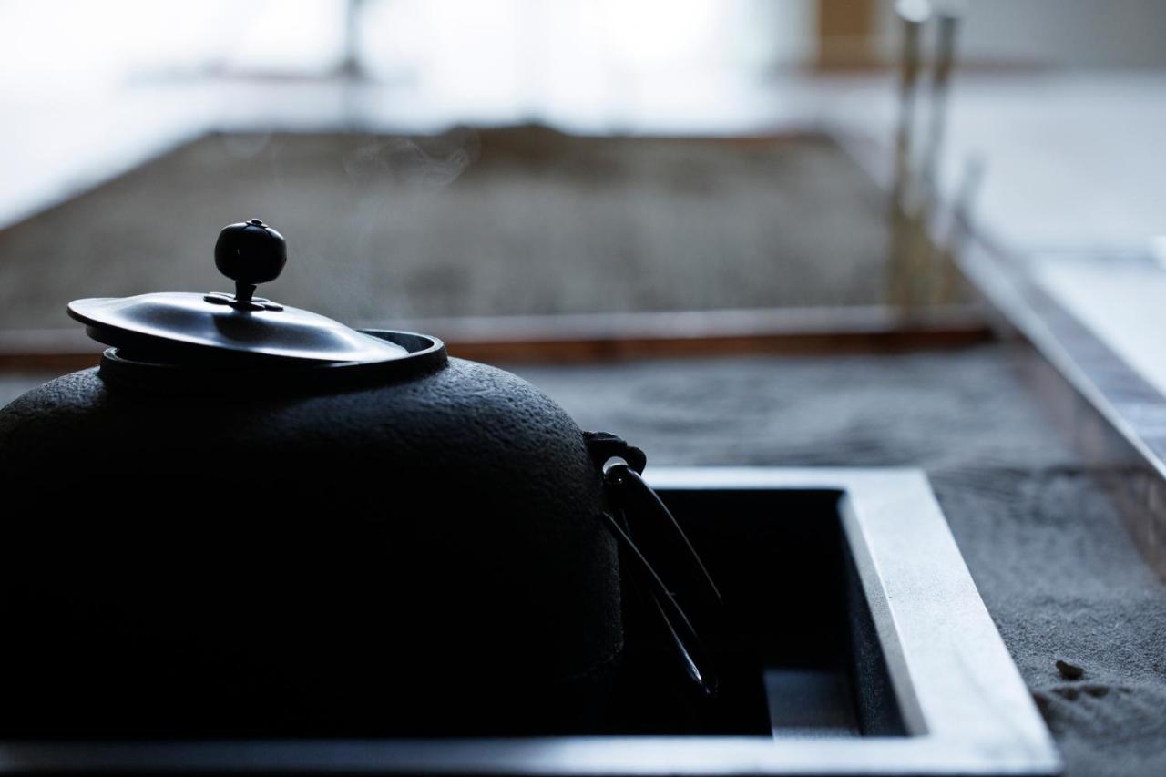 Hotel Kanazawa Zoushi Bagian luar foto