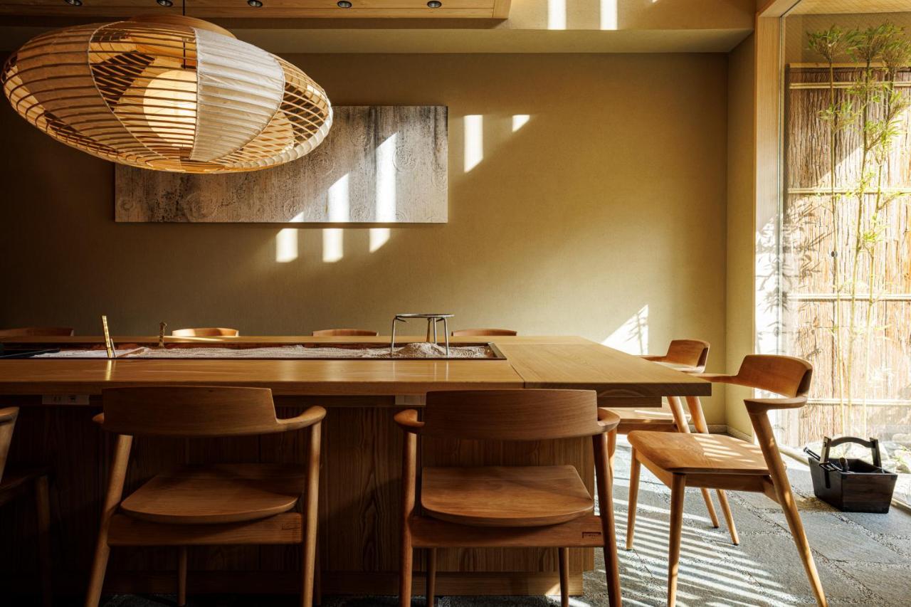 Hotel Kanazawa Zoushi Bagian luar foto